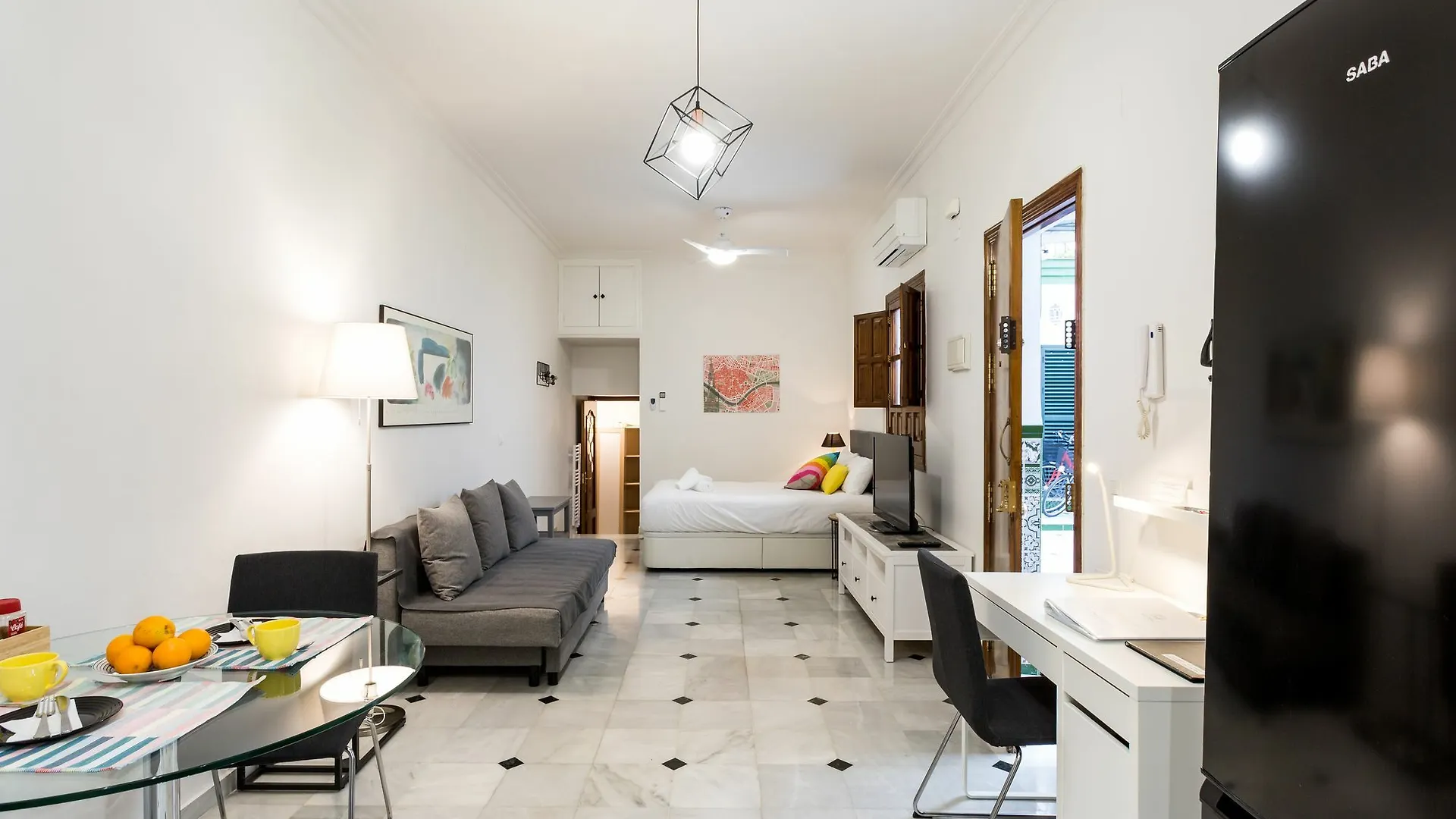 Holi-Rent Estudio Banos Seville 0*,