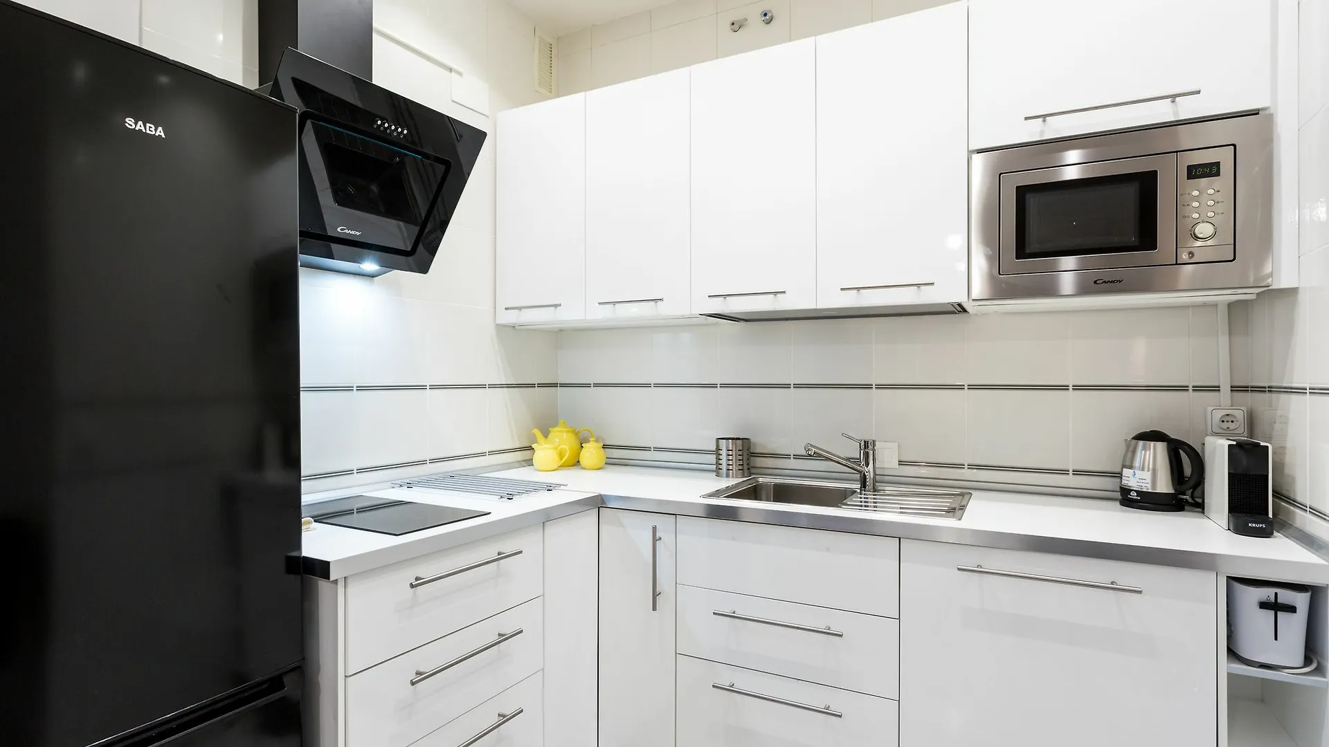 Apartman Holi-Rent Estudio Banos Sevilla